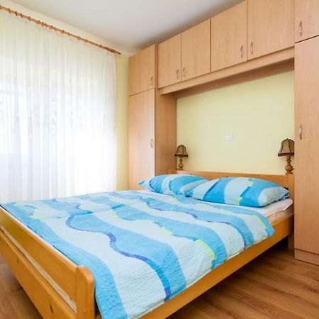 Holiday Apartment Ivica Milohnici Kültér fotó
